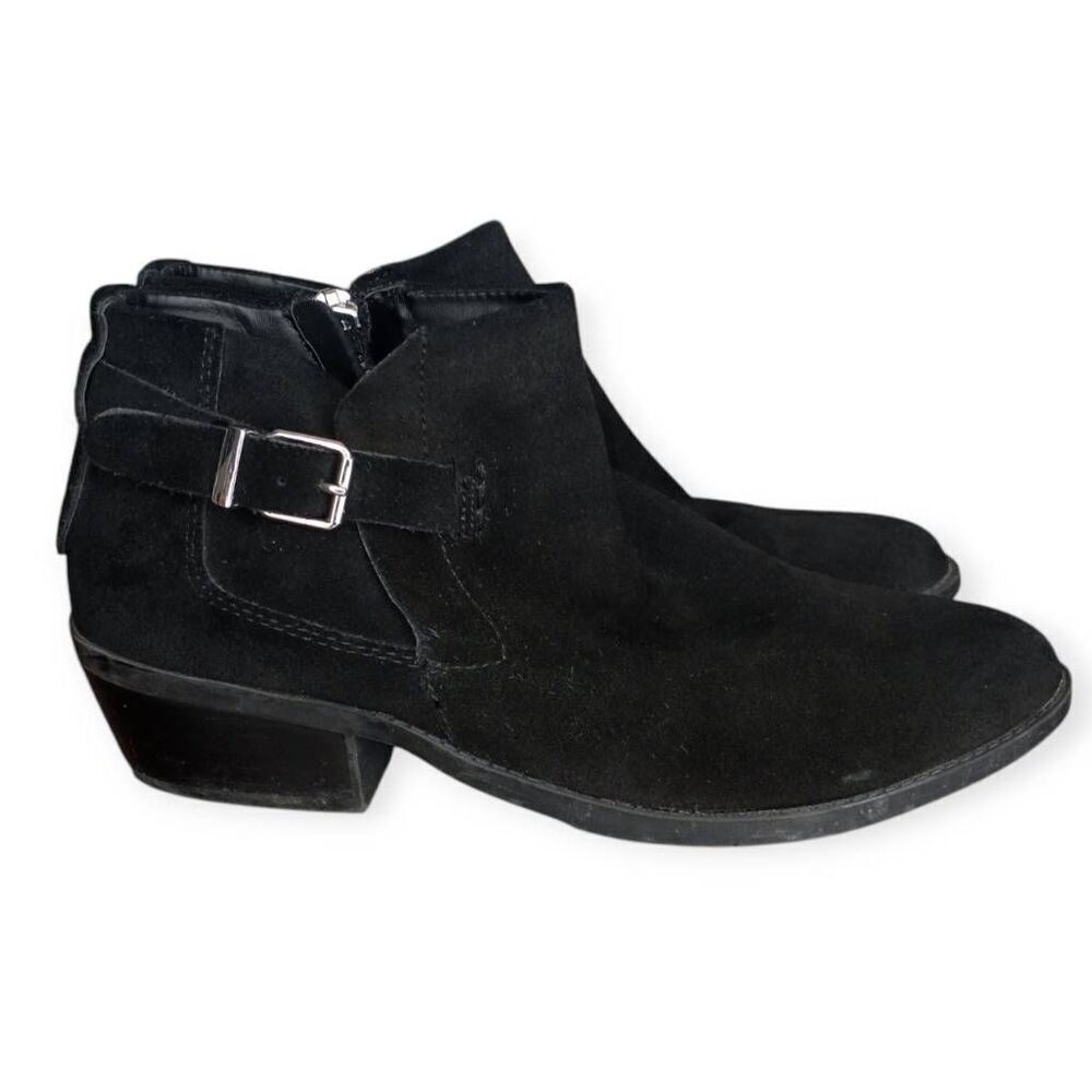 STEVE MADDEN SATIE BLACK SUEDE BUCKLE BOOTIES SZ.7 EUC.